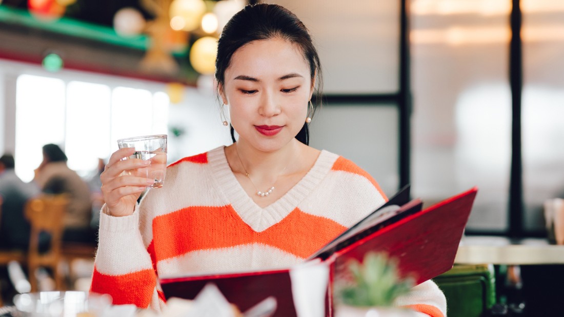 A világ legdrágább ételei és italai árait főként ritkaságuk, nehéz előállíthatóságuk és nagy keresettségük határozza meg.