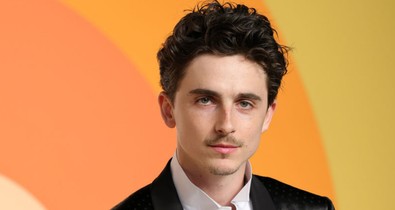 A rajongók pánikba estek: Timothée Chalamet legújabb fotóin furcsa dolgot szúrtak ki