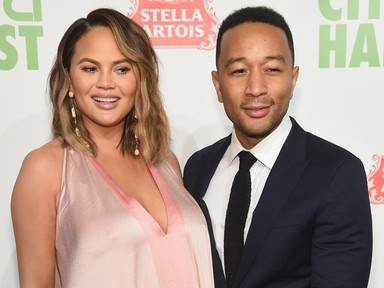 Megszületett! Chrissy Teigen és John Legend második gyermeke megérkezett