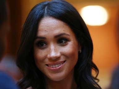 Meghan Markle is rájött, hogy ez a szín áll neki a legjobban! Ismét gyönyörű ruhát választott!