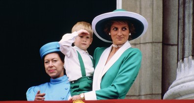 10 szívbe markolóan szép fotó Diana hercegnéről és Harry hercegről, amire egész életünkben emlékezni fogunk