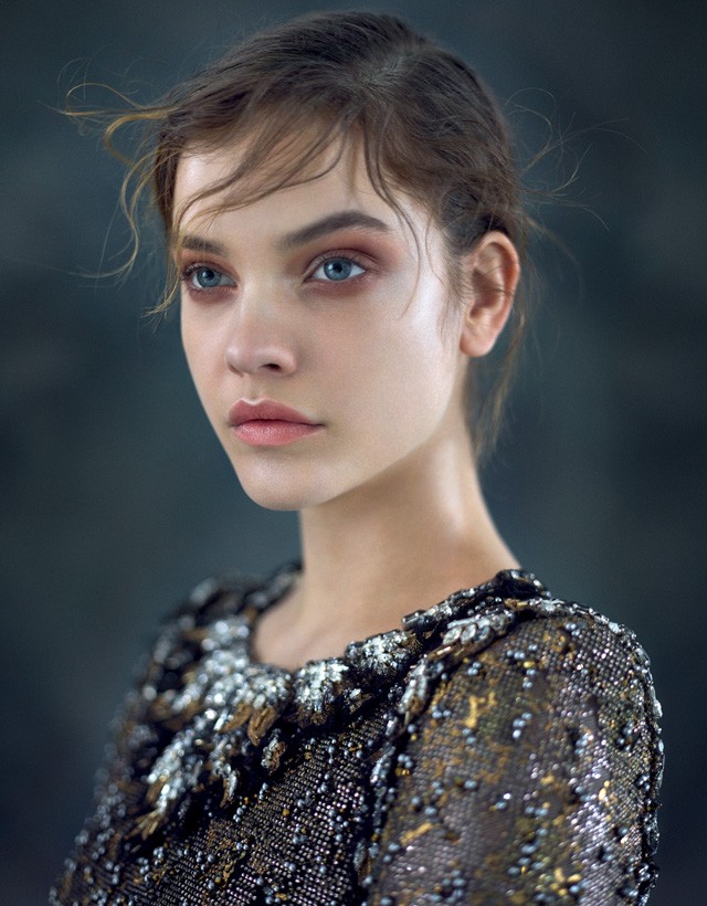chanel, palvin barbara, barbara palvin, mihalik enikő, magyar modellek, peter faragó, kiállítás, ludwig múzeum