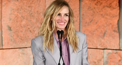 Imádni fogod Julia Roberts őrülten bohó szettjét