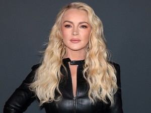Lindsay Lohan hajszínt váltott, zseniálisan áll neki az új árnyalat