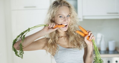 Tényleg lebarnulhatsz a sárgarépától?