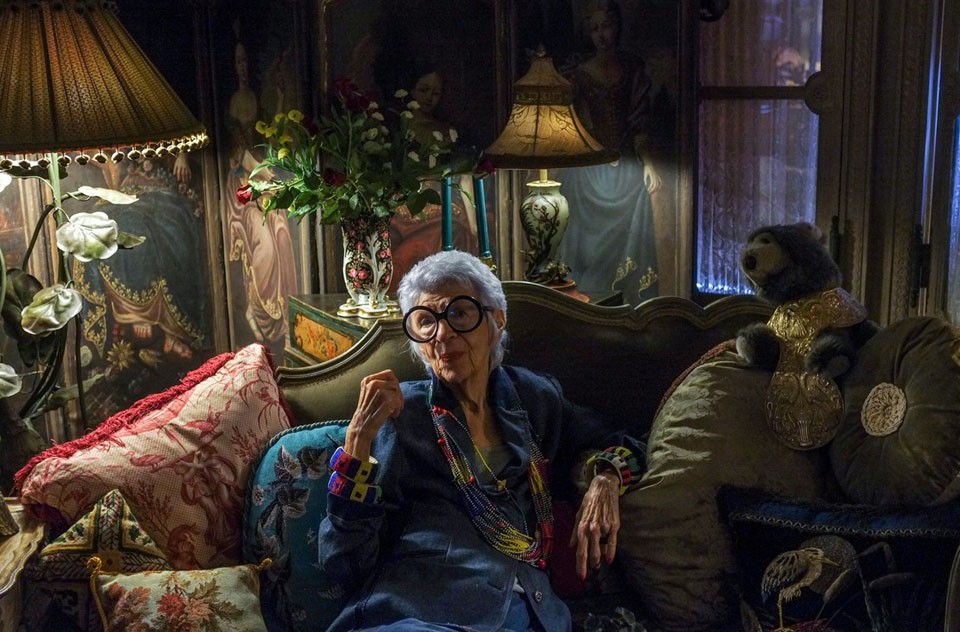  Iris Apfel New York-i otthonában