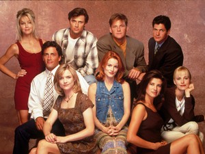 A Melrose Place sztárjai újra együtt: imádnivaló fotók készültek róluk