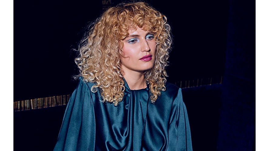 Ünnepi divatkampánnyal tér vissza a TOTHBORI