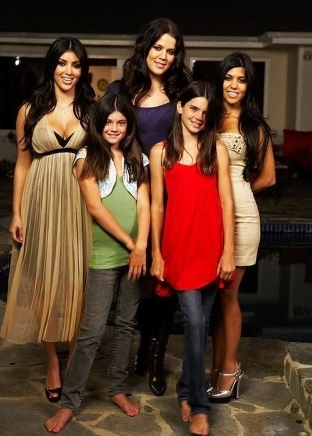 Szexvideónak köszönhetően kerültek a leggazdagabbak listájára: de miből élnek ma Kardashianék?