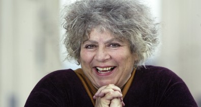 Meztelenül pózolt a Harry Potter-filmek 82 éves, Bimba professzort alakító színésznője