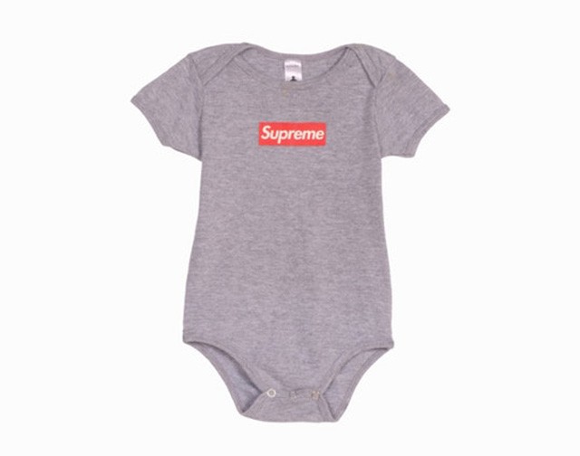 Supreme rugdalózó milliókért