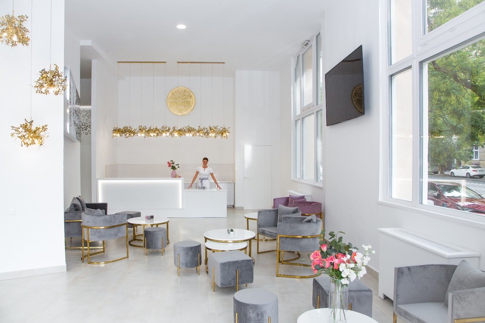 Ellátogattunk Budapest legújabb exkluzív szépségszalonjába, a PANDHY´S beautique-ba: itt minden érzékszervedet kényeztetheted