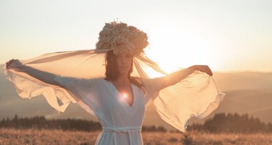 Ősi női archetípusok egy divattervező és egy fotóművész szemén keresztül 
