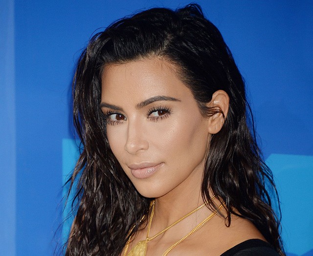 kanye west, kim kardashian, yeezy, mtv vma, díjátadó, vörös szőnyeg