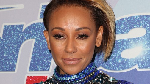 Mel B szuperhős planktonnak öltözött! És bugyit sem vett fel!