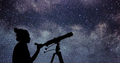 „Gyerekkoromban anyukámmal hajnalig keresgéltük a csillagképeket"  - interjú Pál Bernadett kutató-csillagásszal