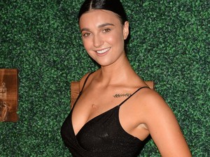 Történelmet írt a paralimpikon a fürdőruhashow-n!