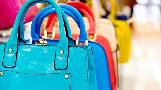 Gyerekmunka, mérgező anyagok, anyagi és környezeti károk – számoljuk fel végre a hamisítványok korát!