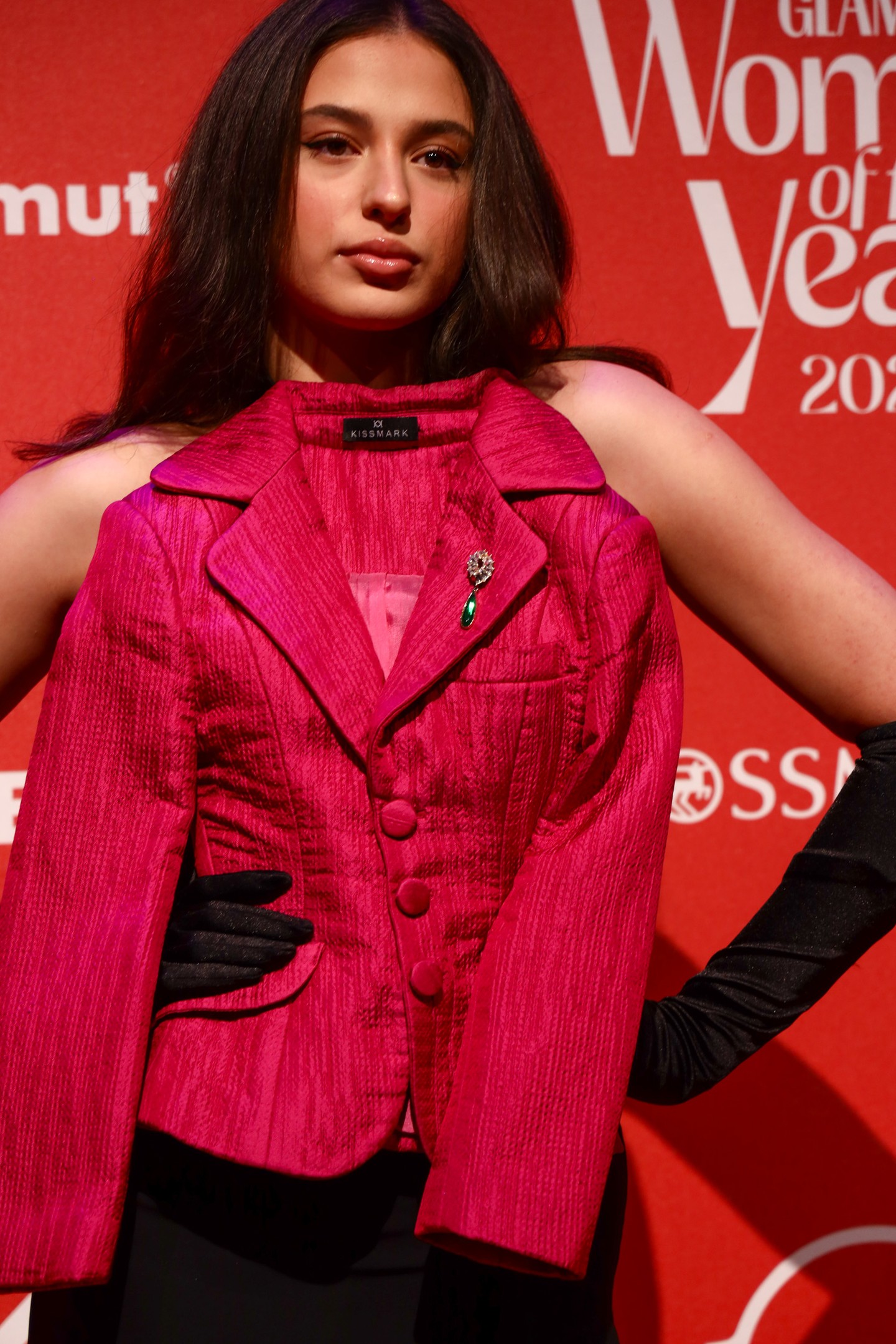 Drámai színek, játékos fazon