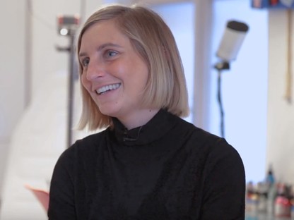 2 szék: Videóinterjú Dezső Marianna tetoválóval