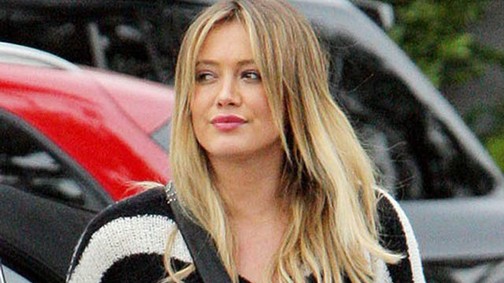 Hilary Duff új frizuráját látnod kell, mert tökéletes