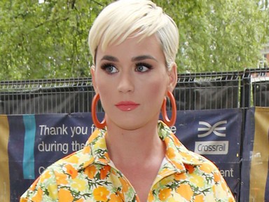 Katy Perry elbukta a pert: hivatalosan is lopta egyik legnagyobb slágerét