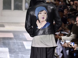 Megállíthatatlanul jön - Most már a fiúk (is) hordják a szoknyát