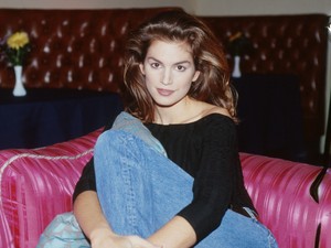 A tökéletes páros: Farmer + tornacipő