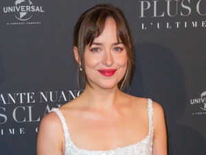 Dakota Johnson olyan sikkes, mint még soha
