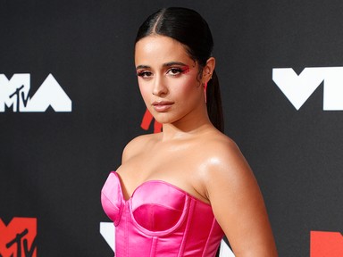Camila Cabello Disney hercegnőként ragyogott a 2021-es MTV VMA gálán