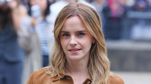 Ez a sármos férfi lehet Emma Watson szerelme, nyaralós fotók buktatták le őket