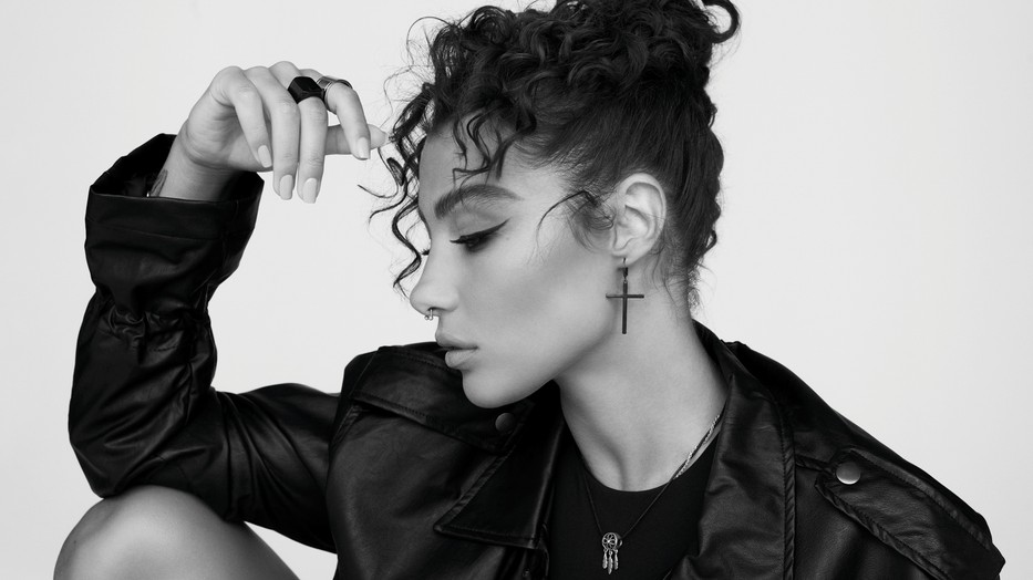 Tóth Andi | Dzseki TOMMY HILFIGER– Van Graaf