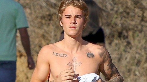 Justin ´Zoolander´ Bieber szőrmebundájára nincsenek szavak