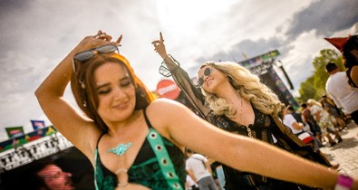 A legnagyobb sztárok is a környezettudatos fesztiválozást választják