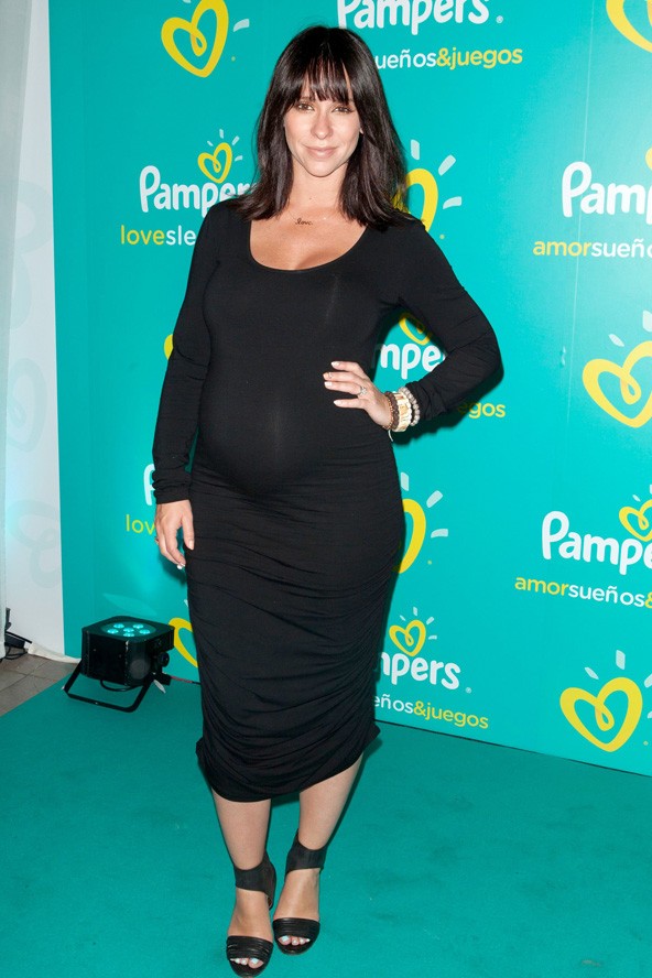 Jennifer Love Hewitt terhes