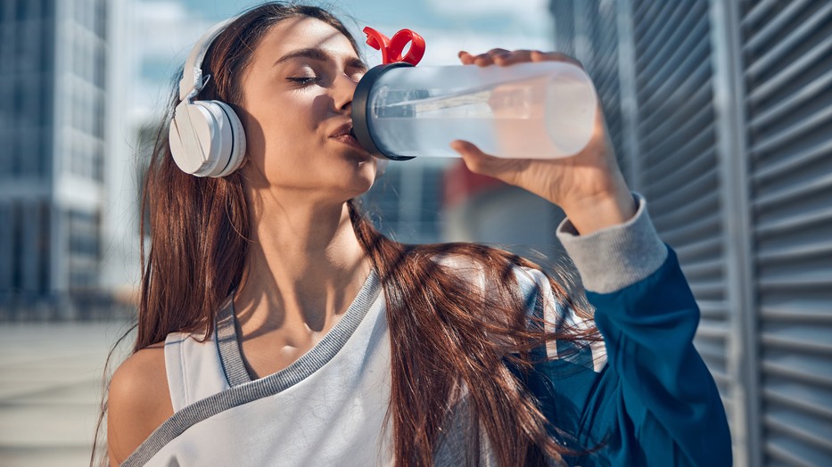 Csak óvatosan a túlzott folyadékbevitellel!