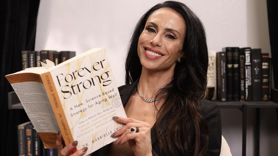 Dr. Gabrielle Lyon az úgynevezett izomcentrikus orvoslás specialistája, az egyre felkapottabb fehérje diéta úttörője