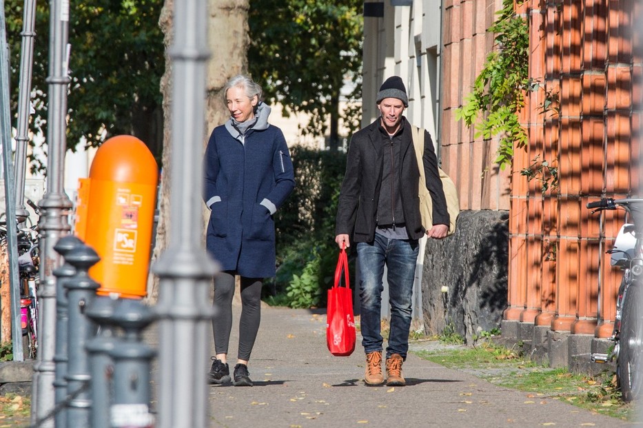Keanu Reeves centis hajjal szinte felismerhetetlen