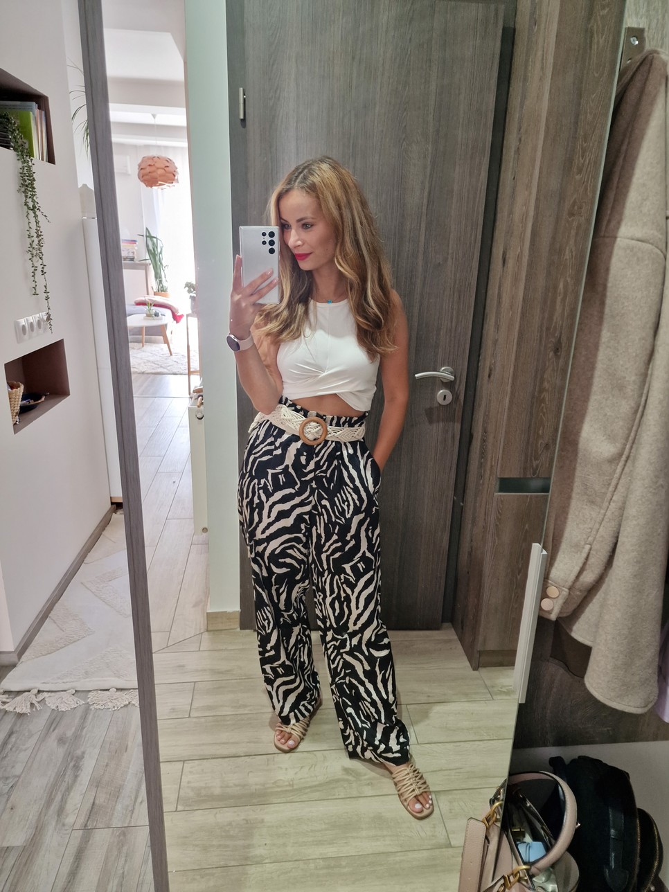 Viszkok Fruzsi mai szettje a nagybetűs városi kényelem