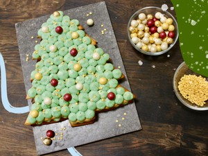 Hihetetlenül egyszerű és nagyon mutatós karácsonyi süti