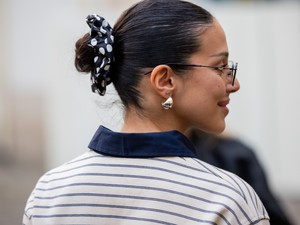 2 ártalmatlannak tűnő dolog, amit talán most is viselsz, és megbetegíthet a szakember szerint