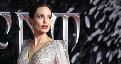 13 alkalom, amikor Angelina Jolie végzet asszonyának öltözött a vörös szőnyegen