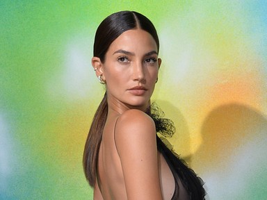 Öthónapos várandósan vonult a kifutóra a sztármodell