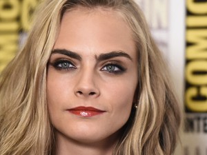 Cara Delevingne új frizurája tökéletes