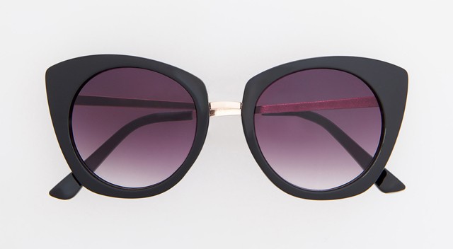 Fehér mindenek felett! Öltözz tetőtől talpig fehérbe ezen a nyáron, ahogy a kedvenc sztárjaid is teszik