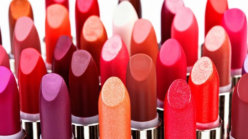 Videó! Tudod hogyan készül a rúzs? Megmutatjuk!