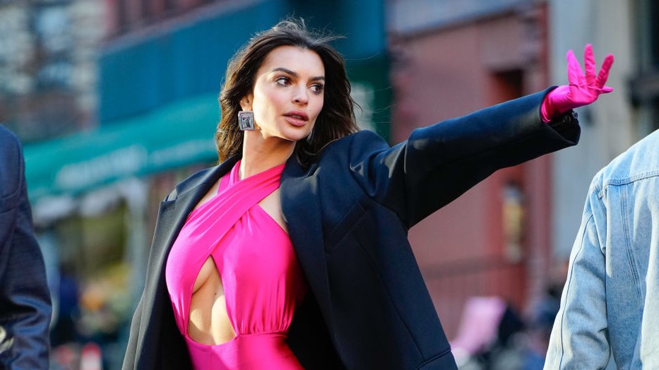 Emily Ratajkowski válási gyűrűket csináltatott az eljegyzési gyűrűjéből