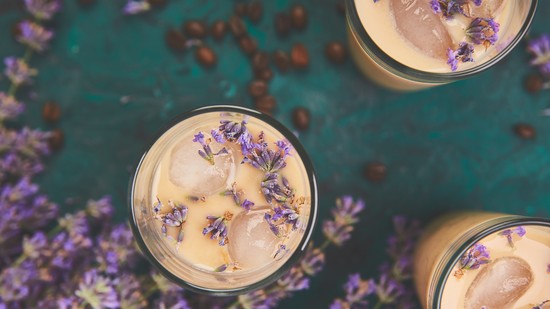 Ezzel a gyógynövénnyel életed egyik legkülönlegesebb kávéját készítheted el