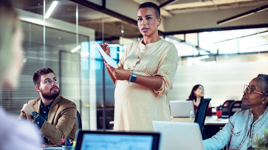 Várandós munkavállalók megküzdési stratégiái a munkahelyi negatív diszkriminációval