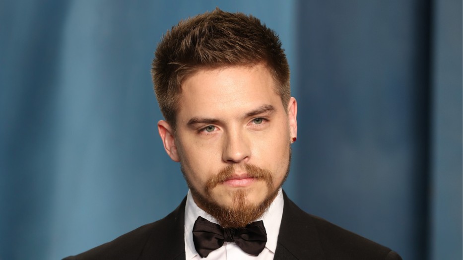 Palvin Barbara férje, Dylan Sprouse 34 éves lett